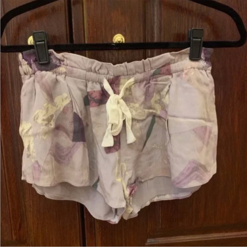 Aritzia Mauve Purple Wilfred Free Patterned Loose Shorts [Small]